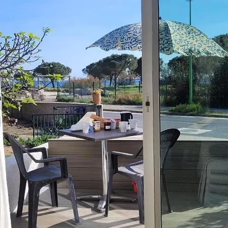 Villa Meze Avec Vue Face A L'Etang Exterior foto