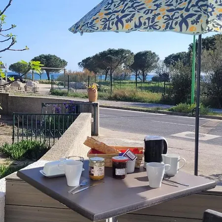 Villa Meze Avec Vue Face A L'Etang Exterior foto